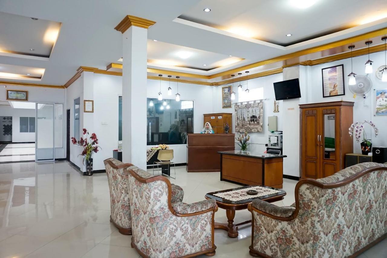 Oyo 694 Khasanah Residence Pekanbaru Eksteriør bilde