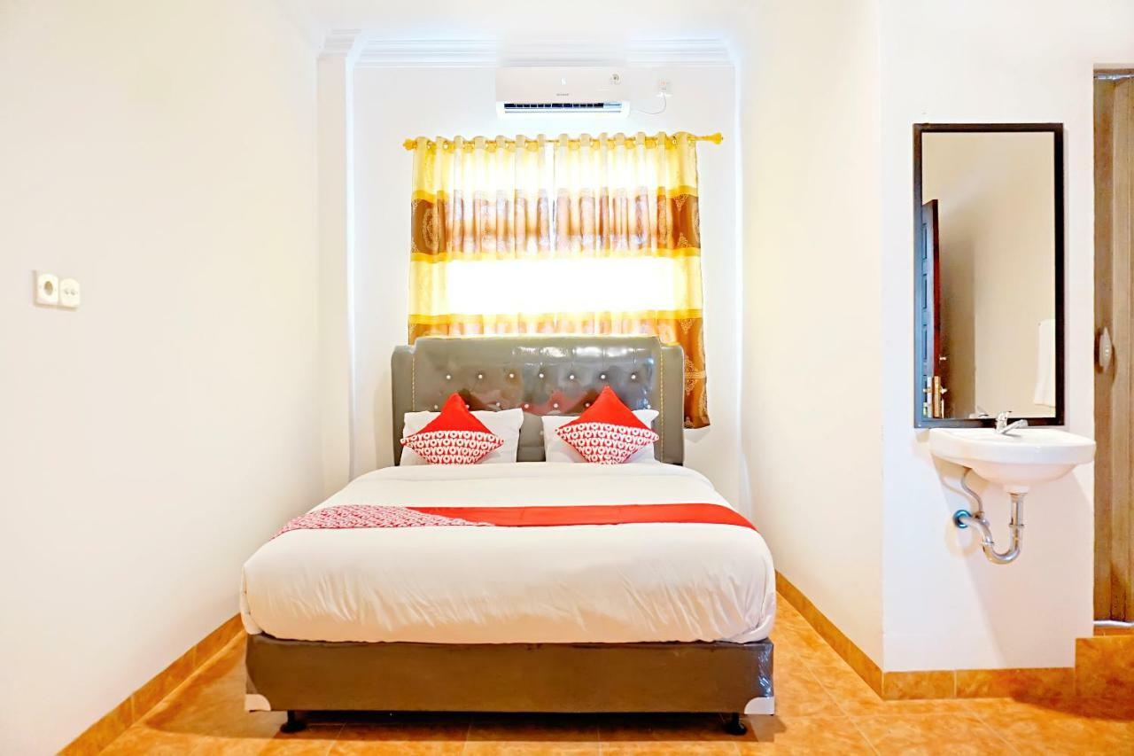 Oyo 694 Khasanah Residence Pekanbaru Eksteriør bilde